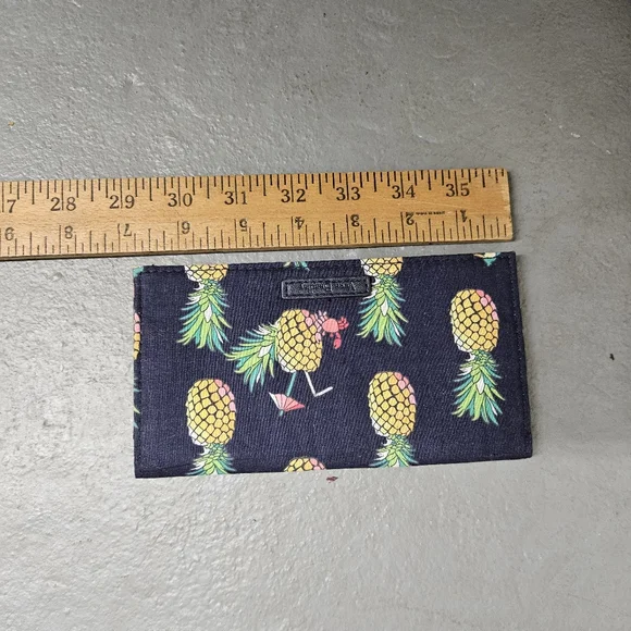 Vera Bradley Checkbook Cover Toucan Party - Picture 6 of 8